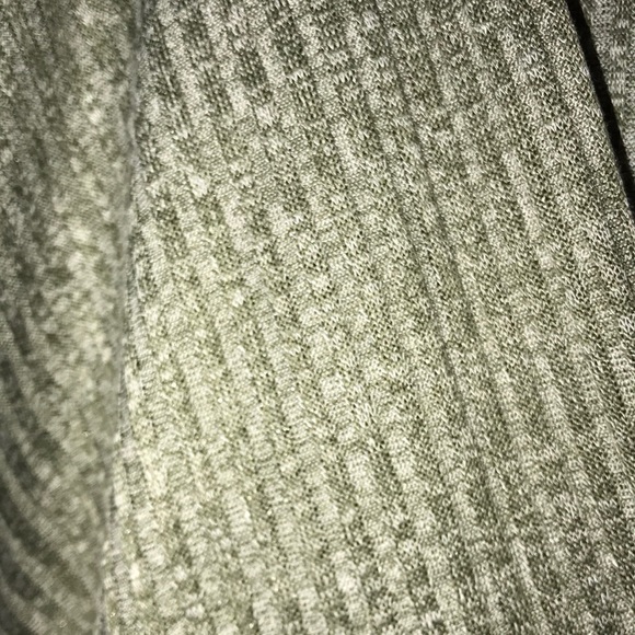 Lularoe Lindsay - Picture 4 of 9